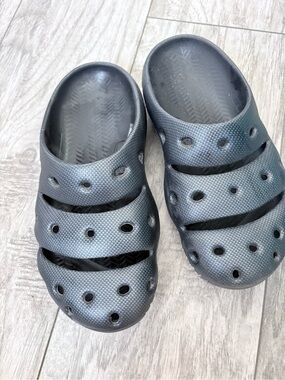 Keen Gray Vented Slip-On Water Shoes